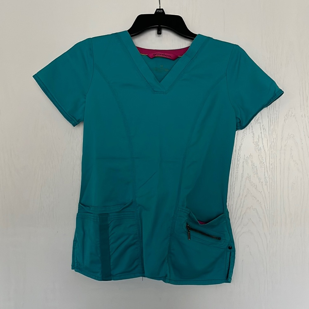Scrub top